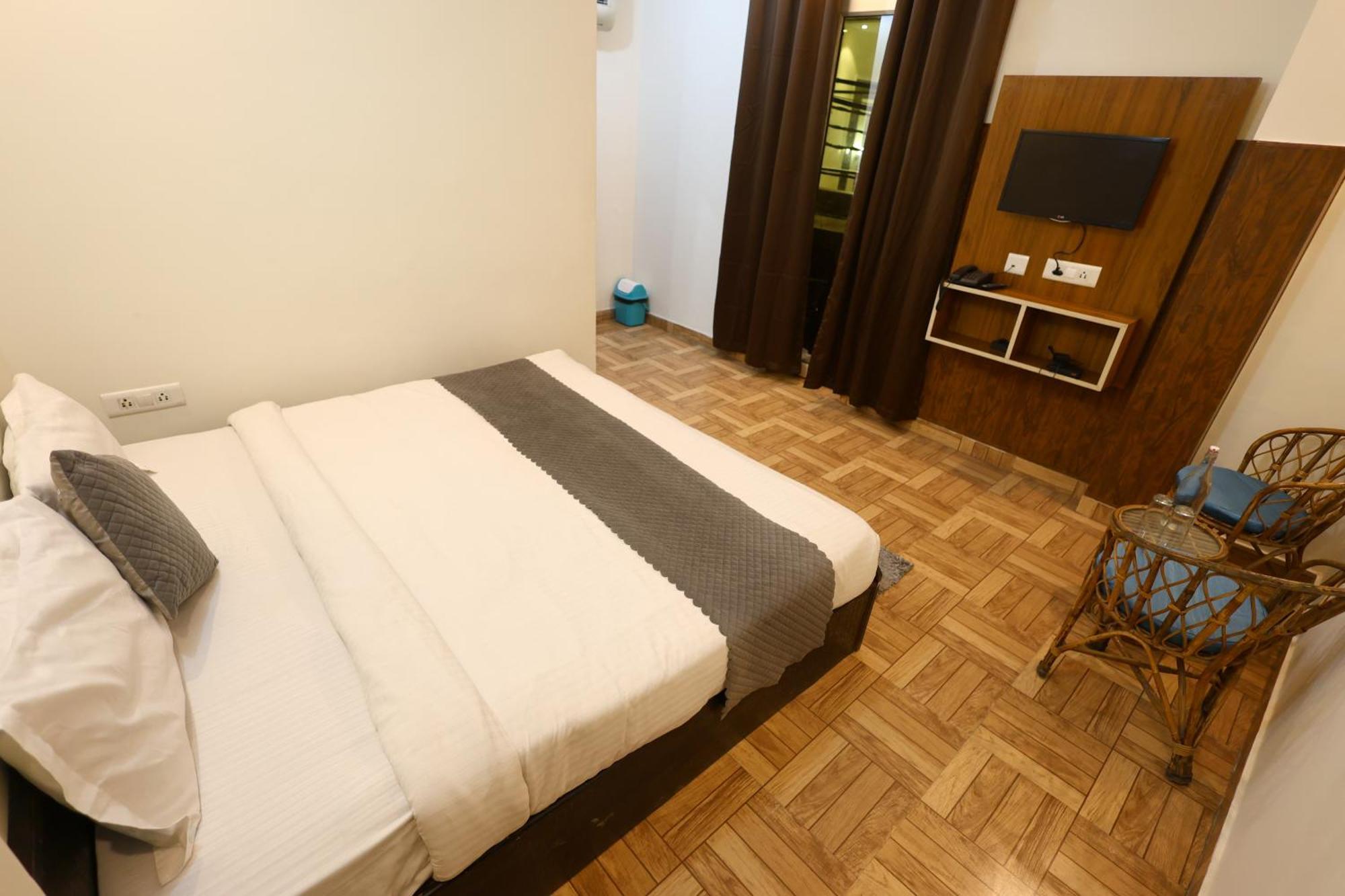 Bhagirathi By Restay Hotels Rishīkesh Esterno foto