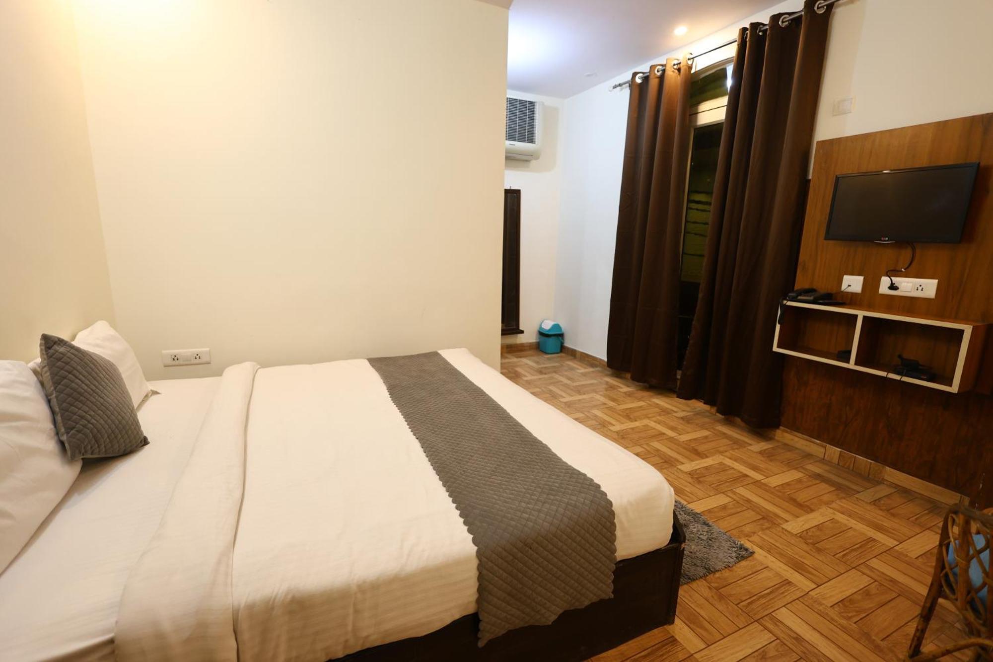 Bhagirathi By Restay Hotels Rishīkesh Esterno foto